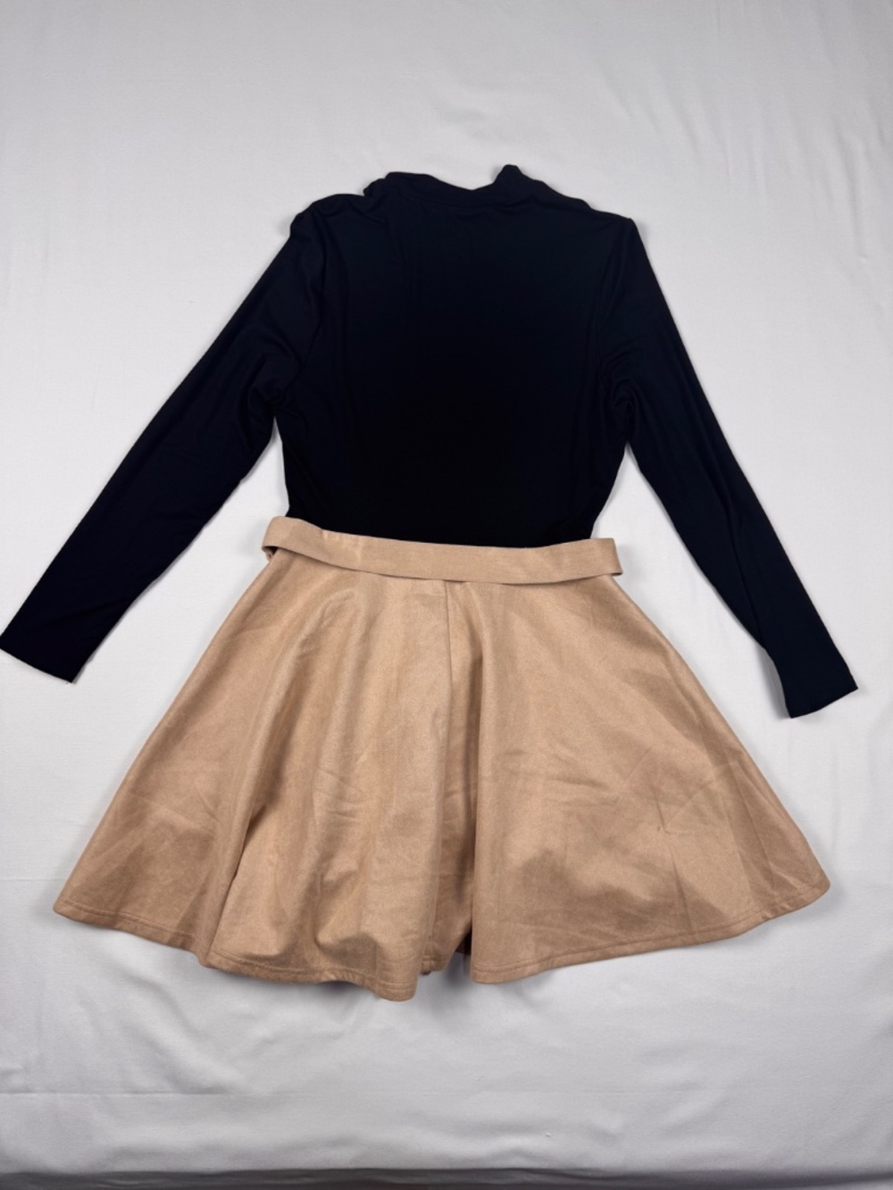 Cupshe Black Long Sleeve Top & Khaki Skirt Mini Dress - Large - Picture 9 of 10